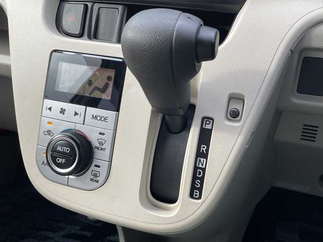 ダイハツ ムーヴ X SA 新潟県 2015(平27)年 1.9万km パールホワイトⅢ 4WD/CD/USB/AUX/衝突被害軽減ブレーキ/ベンチシート/スマートキー/プッシュスタート/オートライト/純正14インチアルミホイール