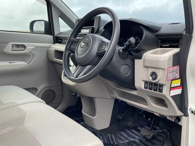 ダイハツ ムーヴ X SA 新潟県 2015(平27)年 1.9万km パールホワイトⅢ 4WD/CD/USB/AUX/衝突被害軽減ブレーキ/ベンチシート/スマートキー/プッシュスタート/オートライト/純正14インチアルミホイール