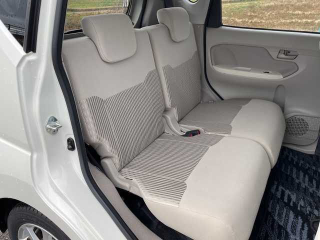 ダイハツ ムーヴ X SA 新潟県 2015(平27)年 1.9万km パールホワイトⅢ 4WD/CD/USB/AUX/衝突被害軽減ブレーキ/ベンチシート/スマートキー/プッシュスタート/オートライト/純正14インチアルミホイール