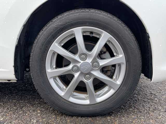 ダイハツ ムーヴ X SA 新潟県 2015(平27)年 1.9万km パールホワイトⅢ 4WD/CD/USB/AUX/衝突被害軽減ブレーキ/ベンチシート/スマートキー/プッシュスタート/オートライト/純正14インチアルミホイール