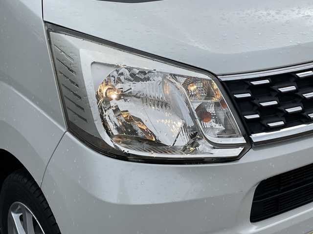 ダイハツ ムーヴ X SA 新潟県 2015(平27)年 1.9万km パールホワイトⅢ 4WD/CD/USB/AUX/衝突被害軽減ブレーキ/ベンチシート/スマートキー/プッシュスタート/オートライト/純正14インチアルミホイール