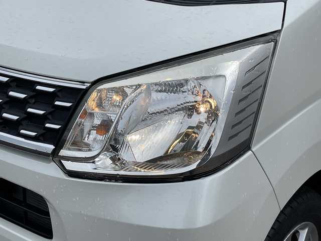 ダイハツ ムーヴ X SA 新潟県 2015(平27)年 1.9万km パールホワイトⅢ 4WD/CD/USB/AUX/衝突被害軽減ブレーキ/ベンチシート/スマートキー/プッシュスタート/オートライト/純正14インチアルミホイール