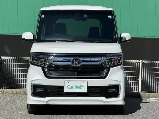 ホンダ Ｎ ＢＯＸ カスタム L 千葉県 2023(令5)年 0.8万km プラチナホワイトパール ワンオーナー/純正ナビ/　(CD/SD/USB/Bluetooth)/バックカメラ/純正 前後＆車内録画ドライブレコーダー/　(DRH-229ND)/ETC/ステアリングスイッチ/アダプティブクルーズコントロール/ホンダセンシング/　・衝突軽減ブレーキ/　・誤発進抑制機能/　・車線維持支援システム/　・路外逸脱抑制機能/　・標識認識機能/リアコーナーセンサー/プッシュエンジンスタート/スマートキー×2/両側パワースライドドア/前席シートヒーター/リア席サイドサンシェード/純正フロアマット/オートライト/オートハイビーム/LEDヘッドライト/LEDフォグランプ/ウィンカー付き電動格納ミラー/ドアバイザー/ダブル＆サイド＆カーテンエアバッグ/純正14インチアルミホイール/保証書＆取扱説明書/ナビ取扱説明書