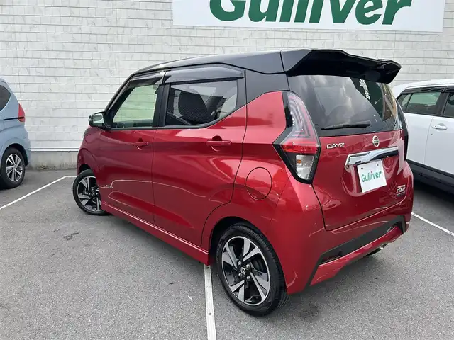 日産 デイズ ハイウェイスターG ターボ 静岡県 2019(令1)年 2.8万km スパークリングレッド/ブラック 純正９インチナビ/（AM/FM/CD/DVD/BT)/フルセグTV/アラウンドビューモニター/バックカメラ/ETC/エマージェンシーブレーキ/LEDヘッドライト/インテリジェントキー/プッシュスタート/スペアキー×１/ターボ車/純正１５インチアルミホイール/保証書/純正フロアマット/ドアバイザー