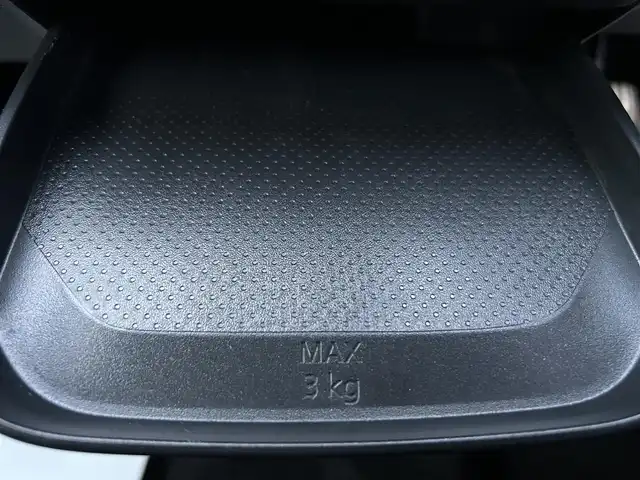 日産 デイズ ハイウェイスターG ターボ 静岡県 2019(令1)年 2.8万km スパークリングレッド/ブラック 純正９インチナビ/（AM/FM/CD/DVD/BT)/フルセグTV/アラウンドビューモニター/バックカメラ/ETC/エマージェンシーブレーキ/LEDヘッドライト/インテリジェントキー/プッシュスタート/スペアキー×１/ターボ車/純正１５インチアルミホイール/保証書/純正フロアマット/ドアバイザー