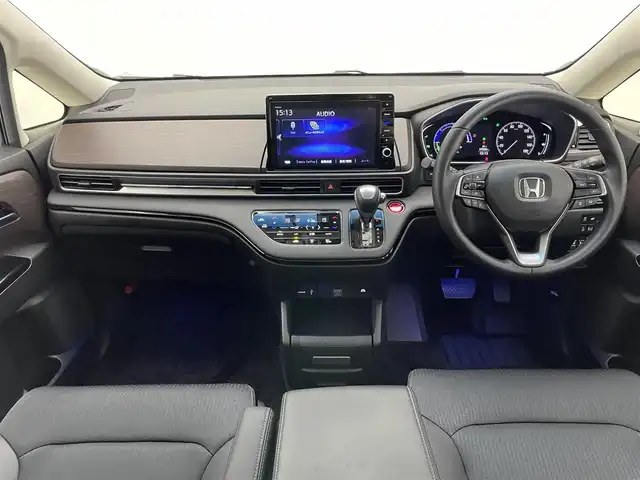 ホンダ オデッセイ ハイブリッド e:HEVアブソルート EX 愛知県 2022(令4)年 7.6万km プレミアムヴィーナスブラックP 純正１０型ナビ　フルセグＴＶ　ＨＤＭＩ　ＵＳＢ　純正１２．８型後席モニター　全方位カメラ　ナビ連動前後ドラレコ　パーキングアシスト　ホンダセンシング　衝突軽減装置　追従クルコン　シートヒーター LEDオートライト　オットマン　コーナーセンサー　BSM　カープレイ対応ナビ　TVキャンセラー　禁煙車