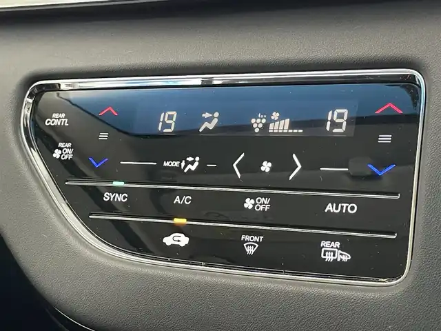ホンダ オデッセイ ハイブリッド e:HEVアブソルート EX 愛知県 2022(令4)年 7.6万km プレミアムヴィーナスブラックP 純正１０型ナビ　フルセグＴＶ　ＨＤＭＩ　ＵＳＢ　純正１２．８型後席モニター　全方位カメラ　ナビ連動前後ドラレコ　パーキングアシスト　ホンダセンシング　衝突軽減装置　追従クルコン　シートヒーター LEDオートライト　オットマン　コーナーセンサー　BSM　カープレイ対応ナビ　TVキャンセラー　禁煙車