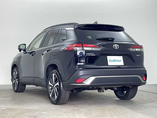 トヨタ カローラ クロス ハイブリッド Z 秋田県 2024(令6)年 1.3万km アティチュードブラックマイカ 4WD/寒冷地仕様/純正8インチディスプレイオーディオ/    (ナビシステム BT Miracast フルセグ)/バックカメラ/TOYOTAsafetySense/　・プリクラッシュセーフティ/　・レーダークルーズコントロール（全車速追従機能付き）/　・レーントレーシングアシスト/　・ロードサインアシスト/　・オートマチックハイビーム/　・ドライバー異常時対応システム/　・プロアクティブドライビングアシスト/　・パーキングサポートブレーキ（前後方静止物）/横滑り防止システム/パワーバックドア /ETC/D席パワーシート/D/N席シートヒーター/LEDヘッドライト/ステアリングヒーター/ハーフレザーシート/スマートキー/プッシュスタート/フロントデアイサー/ミラーヒーター/社外フロアマット/USBジャック