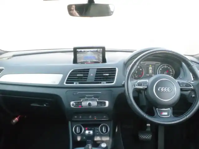 アウディ Ｑ３ 2．0 TFSI クワトロ 180PS Sライン 岩手県 2016(平28)年 5.1万km ミトスブラックメタリック 純正MMIナビ/フルセグTV/バックカメラ/パーキングエイド /アドバンストキー /ETC/ハーフレザーシート/パワーシート/LEDライト/Pテールゲート