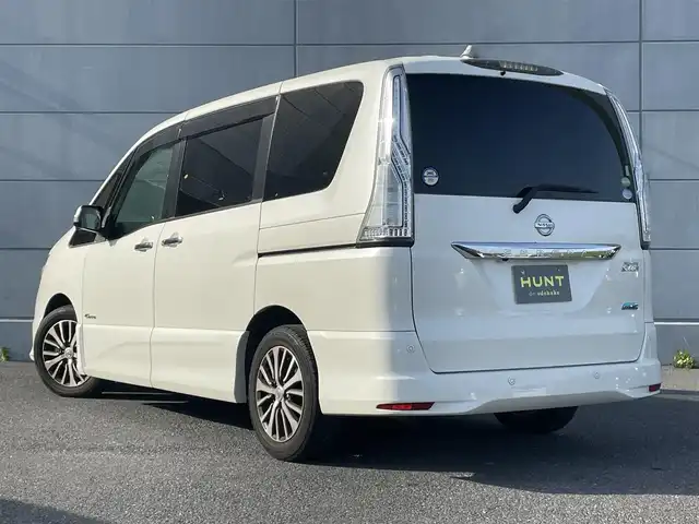 日産 セレナ HWS S HV Vセレ +SeftyⅡ 千葉県 2016(平28)年 6.6万km ブリリアントホワイトパール 衝突軽減ブレーキ/レーンキープアシスト/クリアランスソナー/純正フリップダウンモニター/純正8インチSDナビ(MM515D-L)/　フルセグ/BT/DVD/CD/USB/アラウンドビューモニター/ステアリングスイッチ/ETC/両側パワースライドドア/スマートキー/プッシュスタート/LEDヘッドライト/オートライト/フォグライト/純正フロアマット/サイドバイザー