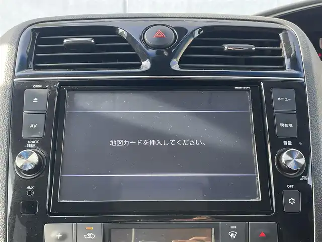 日産 セレナ HWS S HV Vセレ +SeftyⅡ 千葉県 2016(平28)年 6.6万km ブリリアントホワイトパール 衝突軽減ブレーキ/レーンキープアシスト/クリアランスソナー/純正フリップダウンモニター/純正8インチSDナビ(MM515D-L)/　フルセグ/BT/DVD/CD/USB/アラウンドビューモニター/ステアリングスイッチ/ETC/両側パワースライドドア/スマートキー/プッシュスタート/LEDヘッドライト/オートライト/フォグライト/純正フロアマット/サイドバイザー