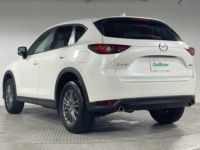 マツダ ＣＸ－５ 20S スマートエディション 神奈川県 2021(令3)年 1.7万km スノーフレイクホワイトパールマイカ 純正マツダコネクト８型SDナビゲーション/フルセグ　AM FM Bluetooth Applecarplay　Androidauto　USB/３６０度ビューカメラ/ドライブセレクション/アドバンストシティブレーキサポート/後退時スマートシティプレーキサポート/誤発進抑制機能/スマートシティブレーキサポート/レーダークルーズコントロール/ブラインドスポットモニタリング/車線逸脱警報システム/レーンキープアシスト/フロントリアパーキングセンサー/ドライバーアテンションアラート/カラーマルチインフォメーションディスプレイ/アクティブドライビングディスプレイ/交通標識認識システム/革巻きステアイング【スイッチ】/前後ドライブレコーダー/プッシュスタート/スマートキー/アダブティブLEDヘッドライト/オートライト/オートハイビーム/純正１７インチアルミホイール/取説
