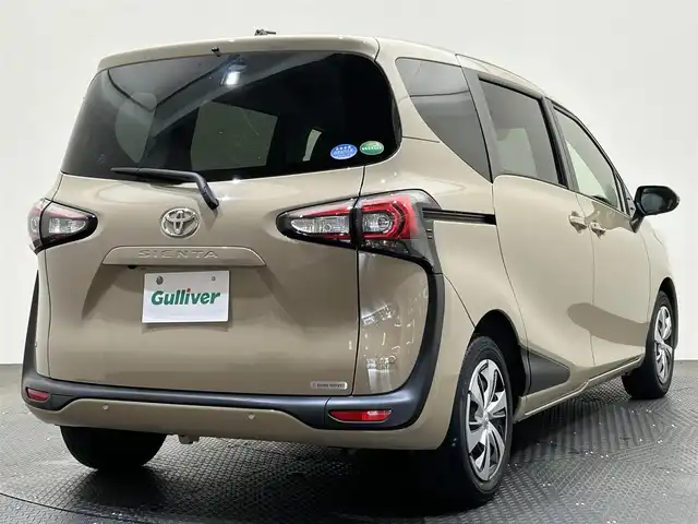 トヨタ シエンタ ファンベースG クエロ 愛媛県 2020(令2)年 2.5万km ベージュ ・純正9インチナビゲーション/・Bluetooth/フルセグテレビ/DVD/・全方位カメラ/・両側パワースライドドア/・ハーフレザーシート/・ドライブレコーダー/・ETC/・スマートキー/・コーナーセンサー/・衝突被害軽減ブレーキ