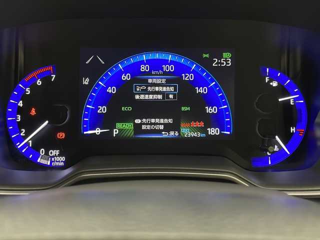 トヨタ カローラ ハイブリット ダブルバイビー 宮崎県 2020(令2)年 2.4万km ホワイトパールクリスタルシャイン Toyota Safety Sense/〇プリクラシュセーフティ/〇レーントレーシングアシスト/〇ブラインドスポットモニター/〇リアクロストラフィックアラート/〇クリアランスソナー/〇パーキングサポートブレーキ/〇ロードサインアシスト/〇レーダークルーズコントロール/〇オートマチックハイビーム/〇先行車発進告知/スペアタイヤ/純正9インチディスプレイオーディオ/フルセグTV/バックカメラ/ハーフレザーシート/シートヒーター/ステアリングヒーター/LEDヘッドライト/純正17インチＡＷ/スマートキー×2