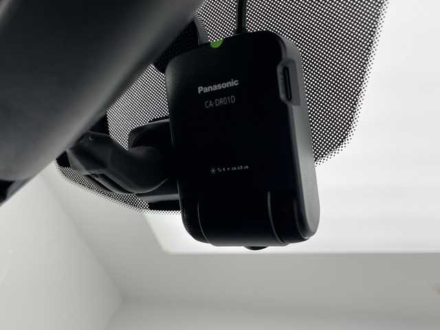 スバル フォレスター 2．0XT アイサイト 長野県 2015(平27)年 3.3万km クリスタルホワイトP 4WD/STIフロントスポイラー/SSR18インチアルミホイール/柿本マフラー/衝突被害軽減システム/SDナビ/　　【CD DVD BD BT フルセグ USB MSV】/バックカメラ/電動リアゲート/レーダークルーズコントロール/HIDオートヘッドライト/ハーフレザーシート/パワーシート/シートヒーター/ドライブレコーダー/ステアリングスイッチ/パドルシフト/電動格納ウィンカーミラー/フォグランプ/X-MODE/スマートキー/ETC