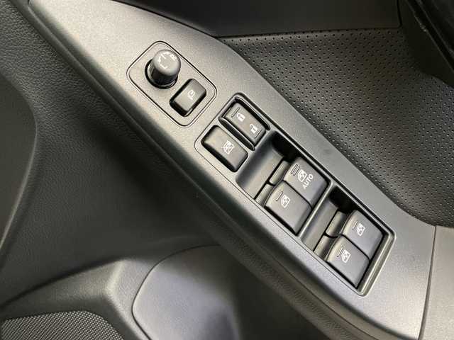 スバル フォレスター 2．0XT アイサイト 長野県 2015(平27)年 3.3万km クリスタルホワイトP 4WD/STIフロントスポイラー/SSR18インチアルミホイール/柿本マフラー/衝突被害軽減システム/SDナビ/　　【CD DVD BD BT フルセグ USB MSV】/バックカメラ/電動リアゲート/レーダークルーズコントロール/HIDオートヘッドライト/ハーフレザーシート/パワーシート/シートヒーター/ドライブレコーダー/ステアリングスイッチ/パドルシフト/電動格納ウィンカーミラー/フォグランプ/X-MODE/スマートキー/ETC