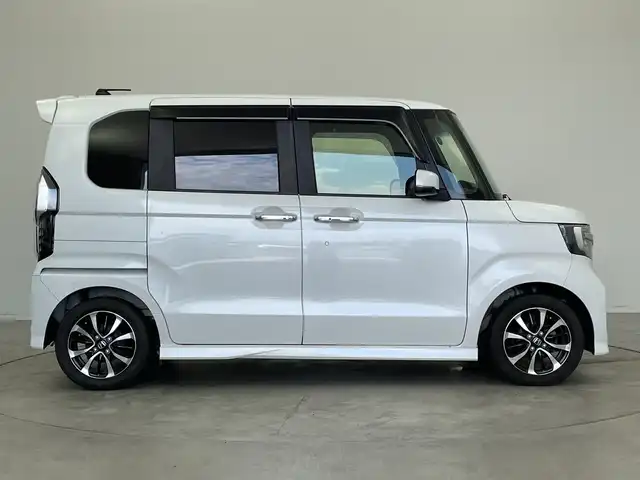 ホンダ Ｎ ＢＯＸ カスタム G EX ホンダセンシング 新潟県 2018(平30)年 6.3万km プラチナホワイトパール 純正ディスプレイオーディオ【WX-171CP】/レーダークルーズコントロール/衝突被害軽減ブレーキ/レーンキープアシスト/後方コーナーセンサー/片側パワースライドドア/バックモニター/ビルトインETC/アイドリングストップ/横滑り防止装置/LEDヘッドライト/オートマチックハイビーム/シーケンシャルウインカー/禁煙車