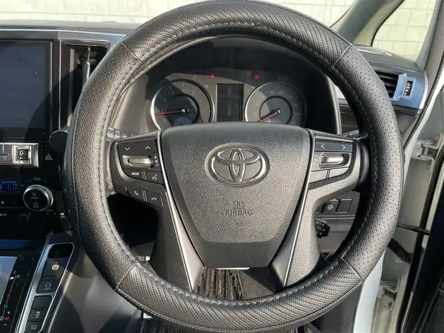 トヨタ ヴェルファイア Z Aエディション 愛知県 2015(平27)年 8.2万km ホワイトパールクリスタルシャイン TEIN車高調/モデリスタフロントグリル/ETC/USB/HDMI接続/クルーズコントロール/両側パワースライドドア/ツインムーンルーフ/純正フロアマット/ウォークスルー（2列目）/オットマン（N、2列目）/純正18インチアルミホイール/LEDヘッドライト/コーナーセンサー/横滑り防止装置/衝突軽減ブレーキ/MTモード付きAT/AC100V/全席オートエアコン/スマートキー/プッシュスタート