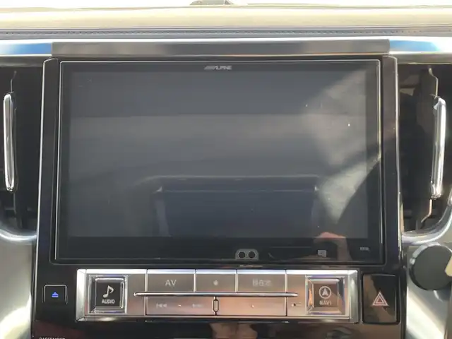 トヨタ ヴェルファイア Z Aエディション 愛知県 2015(平27)年 8.2万km ホワイトパールクリスタルシャイン TEIN車高調/モデリスタフロントグリル/ETC/USB/HDMI接続/クルーズコントロール/両側パワースライドドア/ツインムーンルーフ/純正フロアマット/ウォークスルー（2列目）/オットマン（N、2列目）/純正18インチアルミホイール/LEDヘッドライト/コーナーセンサー/横滑り防止装置/衝突軽減ブレーキ/MTモード付きAT/AC100V/全席オートエアコン/スマートキー/プッシュスタート