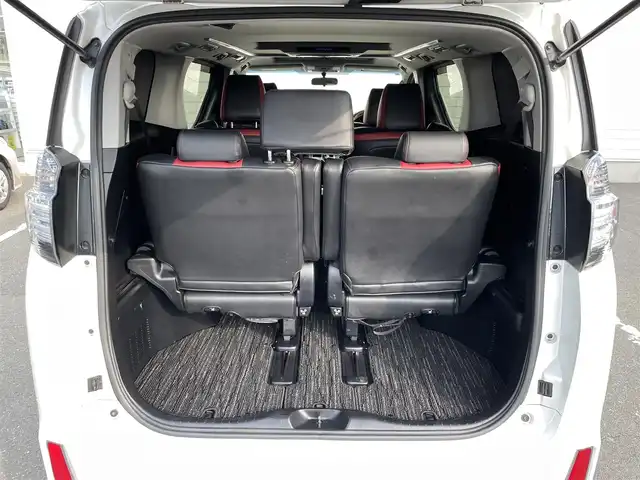 トヨタ ヴェルファイア Z Aエディション 愛知県 2015(平27)年 8.2万km ホワイトパールクリスタルシャイン TEIN車高調/モデリスタフロントグリル/ETC/USB/HDMI接続/クルーズコントロール/両側パワースライドドア/ツインムーンルーフ/純正フロアマット/ウォークスルー（2列目）/オットマン（N、2列目）/純正18インチアルミホイール/LEDヘッドライト/コーナーセンサー/横滑り防止装置/衝突軽減ブレーキ/MTモード付きAT/AC100V/全席オートエアコン/スマートキー/プッシュスタート