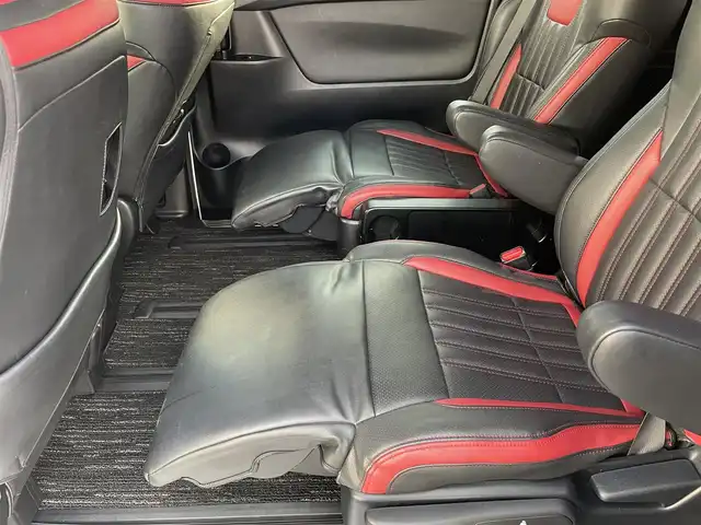 トヨタ ヴェルファイア Z Aエディション 愛知県 2015(平27)年 8.2万km ホワイトパールクリスタルシャイン TEIN車高調/モデリスタフロントグリル/ETC/USB/HDMI接続/クルーズコントロール/両側パワースライドドア/ツインムーンルーフ/純正フロアマット/ウォークスルー（2列目）/オットマン（N、2列目）/純正18インチアルミホイール/LEDヘッドライト/コーナーセンサー/横滑り防止装置/衝突軽減ブレーキ/MTモード付きAT/AC100V/全席オートエアコン/スマートキー/プッシュスタート