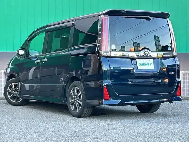 トヨタ ノア Si ダブルバイビーⅢ 千葉県 2019(平31)年 3.8万km ブラッキッシュアゲハガラスフレーク 純正SDナビ/(フルセグTV/CD/DVD/Bluetooth)/両側パワースライドドア/前後コーナーセンサー/バックカメラ/レーンキープアシスト/オートライト/純正フロアマット/純正アルミホイール/純正LEDヘッドライト/スマートキー/スペアキー/プッシュエンジンスタート/横滑り防止装置