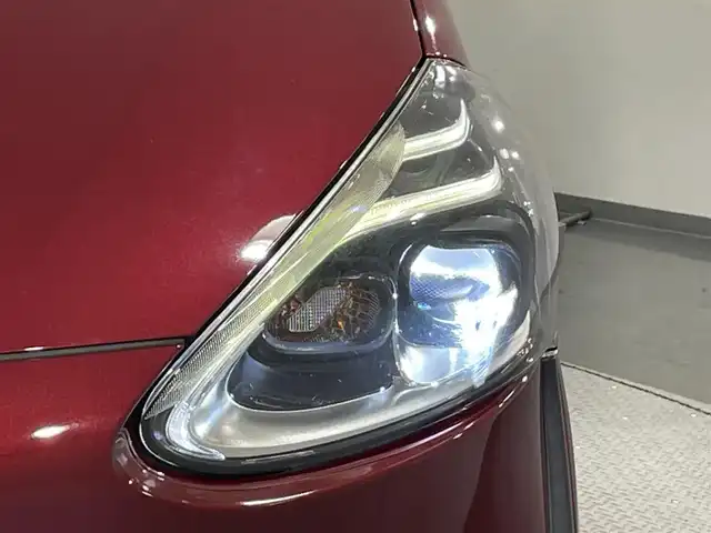 トヨタ シエンタ ハイブリッド G クエロ 愛知県 2019(令1)年 4.7万km ブラックマイカ/センシュアルレッドマイカ 純正9インチナビ/（Bluetooth/AM/FM/フルセグTV）/衝突軽減ブレーキ/両側電動スライドドア/アラウンドビューモニター/ビルトインETC2.0/シートヒーター/LEDヘッドライト/オートマチックハイビーム/クルーズコントロール/ドライブレコーダー/ステアリングヒーター/コーナーセンサー/レーンキープアシスト/プッシュスタートボタン/ハーフレザーシート/スマートキー/純正16インチAW