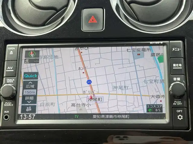 日産 ノート メダリスト X 愛知県 2019(平31)年 4.9万km ギャラクシーゴールド /禁煙/ワンオーナー//ディーラー整備記録簿H31.R1.2.3.4.5.6.7//純正ナビ/フルセグ/CD/BT/AUX/ETC//ナビ連動純正ドラレコ//エマージェンシーブレーキ/LDW/ACC//ハーフレザーシート//革巻きステア/ステアスイッチ//プッシュスタート/スマートキー//電動格納ウィンカーミラー//バニティミラー//コーナーセンサー//純正フロアマット/純正ドアバイザー//新車時保証書//取扱説明書//スペアスマートキー有