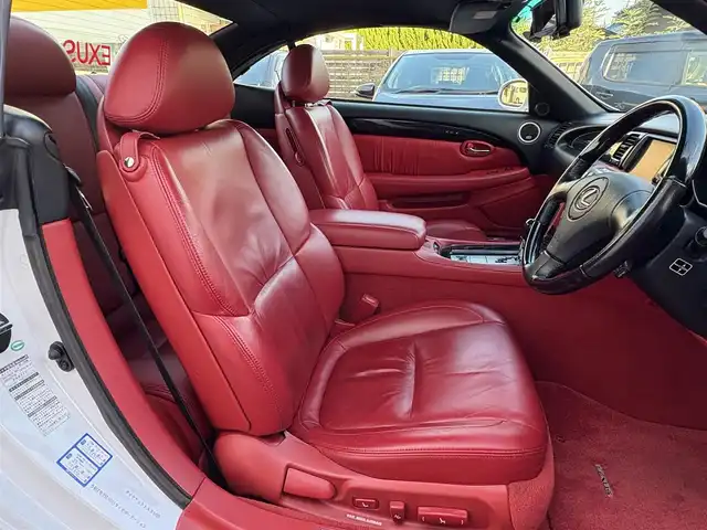 レクサス ＳＣ 430 三重県 2007(平19)年 7.6万km ホワイトパールクリスタルシャイン ♪走行75675km/♪電動オープン/♪マークレビンソン/赤革シート/前席メモリ付パワーシート/前席シートヒーター/純正ナビ/・DTV・CD6連チェンジャー・MD/バックカメラ/前後ドライブレコーダー/HIDヘッドライト/フォグライト/オートライト/電格ミラー/クルーズコントロール/ウッドコンビステアリング/ステアリングスイッチ/ウッドパネル/フロアマット/ETC/サイド/ニーエアバック