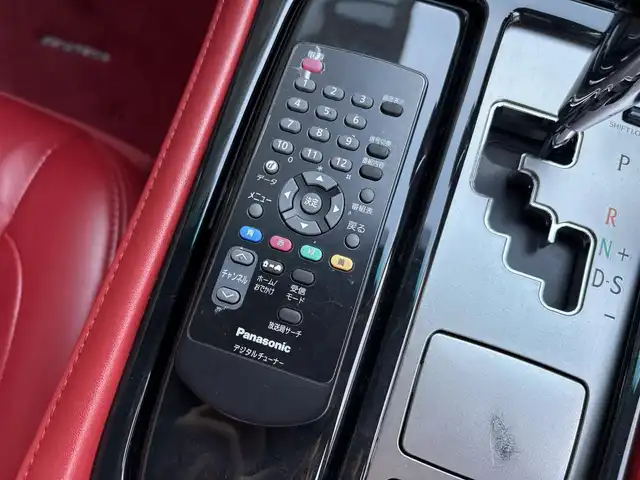 レクサス ＳＣ 430 三重県 2007(平19)年 7.6万km ホワイトパールクリスタルシャイン ♪走行75675km/♪電動オープン/♪マークレビンソン/赤革シート/前席メモリ付パワーシート/前席シートヒーター/純正ナビ/・DTV・CD6連チェンジャー・MD/バックカメラ/前後ドライブレコーダー/HIDヘッドライト/フォグライト/オートライト/電格ミラー/クルーズコントロール/ウッドコンビステアリング/ステアリングスイッチ/ウッドパネル/フロアマット/ETC/サイド/ニーエアバック