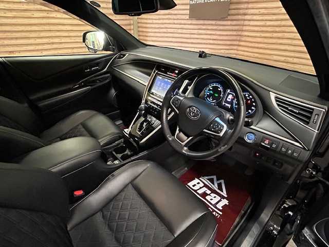 トヨタ ハリアー ハイブリッド プレミアム 道央・札幌 2018(平30)年 4.8万km ブラック 【2509042266】/トヨタセーフティセンス　/モデリスタエアロ　/ナビ　/フルセグＴＶ　/バックカメラ　/ハーフレザーシート　/運転席電動シート　/ＤＩＡＮＥＬＬＡ１８インチアルミホイール　/コーナーセンサー　/レーダークルーズ　/ＥＴＣ