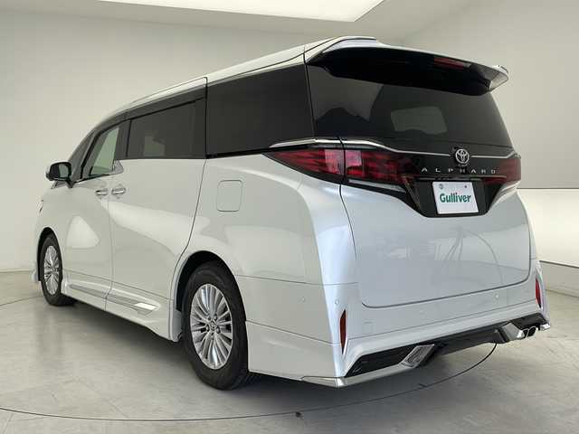 トヨタ アルファード Z 千葉県 2024(令6)年 0.7万km プラチナホワイトパールマイカ ワンオーナー/純正ディスプレイオーディオ/・AM/FM/BT/USB/フルセグTV/レーダークルーズコントロール/ツインムーンルーフ/フリップダウンモニター/モデリスタフルエアロ/全方位カメラ/ユニバーサルステップ/インテリジェントミラー/ビルトインETC2.0/パワーバックドア/パワーシート＆シートヒーター＆エアシート/ハンドルヒーター/LEDヘッドライト/TOYOTAセーフティセンス