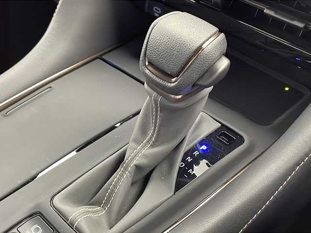 トヨタ アルファード Z 千葉県 2024(令6)年 0.7万km プラチナホワイトパールマイカ ワンオーナー/純正ディスプレイオーディオ/・AM/FM/BT/USB/フルセグTV/レーダークルーズコントロール/ツインムーンルーフ/フリップダウンモニター/モデリスタフルエアロ/全方位カメラ/ユニバーサルステップ/インテリジェントミラー/ビルトインETC2.0/パワーバックドア/パワーシート＆シートヒーター＆エアシート/ハンドルヒーター/LEDヘッドライト/TOYOTAセーフティセンス
