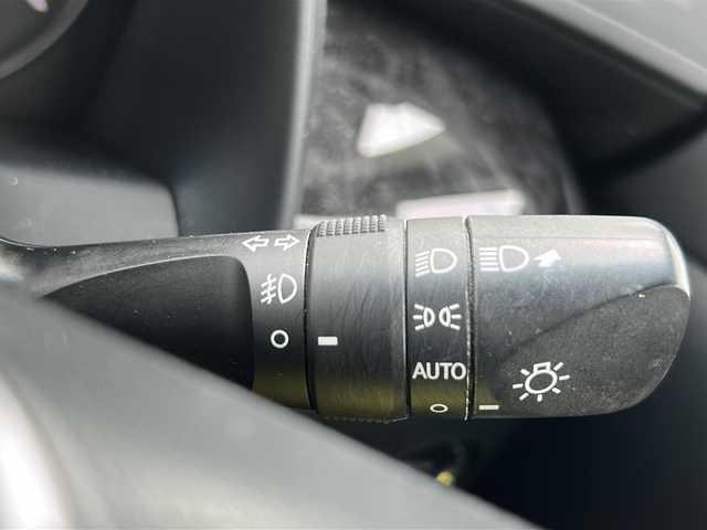 トヨタ アルファード S Cパッケージ 茨城県 2020(令2)年 6.1万km ブラック 後席フリップダウンモニター/純正メモリナビ/(地デジTV・CD・DVD・BT・USB・ラジオ再生)/両側パワースライドドア/レーダークルーズコントロール/レーンアシスト/衝突軽減ブレーキ/コーナーセンサー/BSM/本革レザーシート/シートベンチレーション/オットマン/パワーシート/ビルトインETC/バックカメラ/ドライブレコーダー/オートライト/LEDヘッドライト/純正18inアルミホイール/純正フロアマット/スマートキー/スペアキー