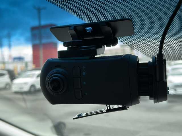 トヨタ アルファード S Cパッケージ 茨城県 2020(令2)年 6.1万km ブラック 後席フリップダウンモニター/純正メモリナビ/(地デジTV・CD・DVD・BT・USB・ラジオ再生)/両側パワースライドドア/レーダークルーズコントロール/レーンアシスト/衝突軽減ブレーキ/コーナーセンサー/BSM/本革レザーシート/シートベンチレーション/オットマン/パワーシート/ビルトインETC/バックカメラ/ドライブレコーダー/オートライト/LEDヘッドライト/純正18inアルミホイール/純正フロアマット/スマートキー/スペアキー