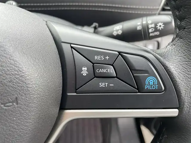 日産 セレナ ハイウェイスターVセレクションⅡ 長野県 2019(平31)年 4.2万km ダイヤモンドブラック プロパイロット/360°セーフティアシスト/・エマージェンシーブレーキ/・車線逸脱警報/・車線逸脱防止支援/・踏み間違い衝突防止アシスト/・標識検知システム/・コーナーセンサー/純正9インチSDナビ【MM518D-L】/(CD/DVD/BD/フルセグTV/BT)/インテリジェントアラウンドビューモニター/ビルトインETC/インテリジェントルームミラー/ドライブレコーダー/ハンズフリーパワースライドドア（両側）/革巻きステアリング/ステアリングスイッチ/電動パーキングスイッチ/ブレーキホールド/LEDライト/ホブランプ/オールライト/スマートキー/純正16インチホイール/純正フロアマット