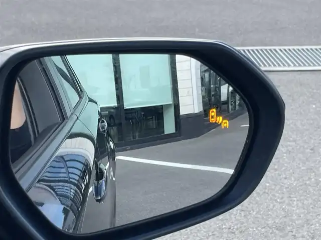 トヨタ カローラツーリング ハイブリッド ダブルバイビー 愛媛県 2020(令2)年 3.4万km ブラックマイカ 純正9型ディスプレイオーディオ(BT/フルセグTV)/バックカメラ/白半革温シート/トヨタセーフティセンス/衝突被害軽減装置/車線逸脱防止装置/ブラインドスポットモニター/レーダークルーズコントロール/クリアランスソナー/全方位ドライブレコーダー/100V/1500Wコンセント/電格ミラー/ヒートミラー/ステアリングリモコン/ヒーター/電動パーキングブレーキ/AutoHold機能/LEDヘッドライト/オートライト/現状サマー(純正AW)(215/45/R17)/BRIDGESTONE TURANZA T002/禁煙車