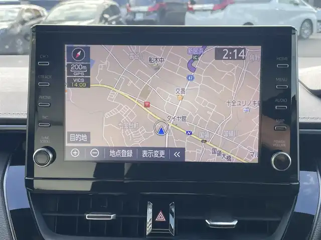 トヨタ カローラツーリング ハイブリッド ダブルバイビー 愛媛県 2020(令2)年 3.4万km ブラックマイカ 純正9型ディスプレイオーディオ(BT/フルセグTV)/バックカメラ/白半革温シート/トヨタセーフティセンス/衝突被害軽減装置/車線逸脱防止装置/ブラインドスポットモニター/レーダークルーズコントロール/クリアランスソナー/全方位ドライブレコーダー/100V/1500Wコンセント/電格ミラー/ヒートミラー/ステアリングリモコン/ヒーター/電動パーキングブレーキ/AutoHold機能/LEDヘッドライト/オートライト/現状サマー(純正AW)(215/45/R17)/BRIDGESTONE TURANZA T002/禁煙車