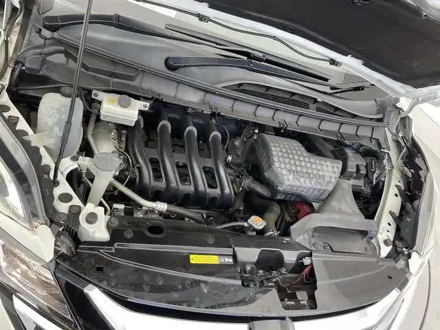 日産 セレナ ハイウェイスター プロパイロットED 滋賀県 2016(平28)年 6.8万km ブリリアントホワイトパール 純正９インチナビ/Bluetooth/CD/DVD/BR/USB/HDMI/フルセグ/前後ドラレコ/前後ソナー/衝突軽減/バックカメラ/プロパイロット/電子パーキング/オートライト/LEDヘッドライト/両側電動スライド/WAC/フリップダウンモニター/プッシュスタート/スマートキー/ステアリングリモコン/ビルトインETC