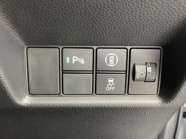 ホンダ フィット e:HEVホーム メゾン 栃木県 2021(令3)年 3.5万km 白 純正ナビ/（BT/Apple CarPlay/Android Auto/フルセグ/AM/FM)/ホンダセンシング/衝突軽減システム/車線逸脱抑制機能/パーキングサポートブレーキ/先行車発進お知らせ　/横滑り防止　/標識認識機能　/追従走行付きクルーズコントロール　/電動格納ミラー/ステアリングスイッチ/純正アルミホイール/純正フロアマット/ETC2.0　/ドライブレコーダー/プッシュスタート/スマートキー