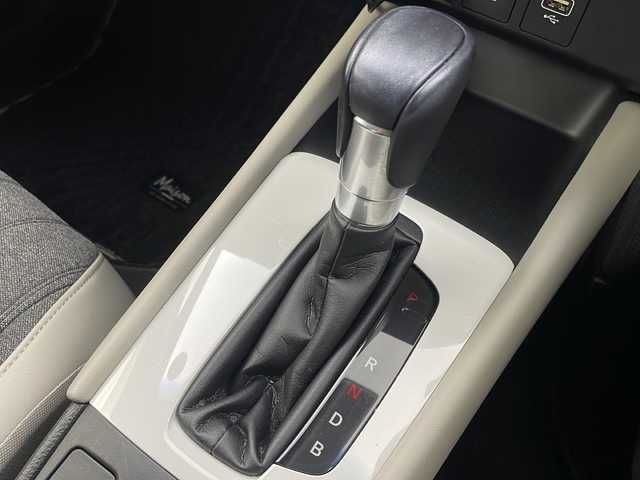 ホンダ フィット e:HEVホーム メゾン 栃木県 2021(令3)年 3.5万km 白 純正ナビ/（BT/Apple CarPlay/Android Auto/フルセグ/AM/FM)/ホンダセンシング/衝突軽減システム/車線逸脱抑制機能/パーキングサポートブレーキ/先行車発進お知らせ　/横滑り防止　/標識認識機能　/追従走行付きクルーズコントロール　/電動格納ミラー/ステアリングスイッチ/純正アルミホイール/純正フロアマット/ETC2.0　/ドライブレコーダー/プッシュスタート/スマートキー