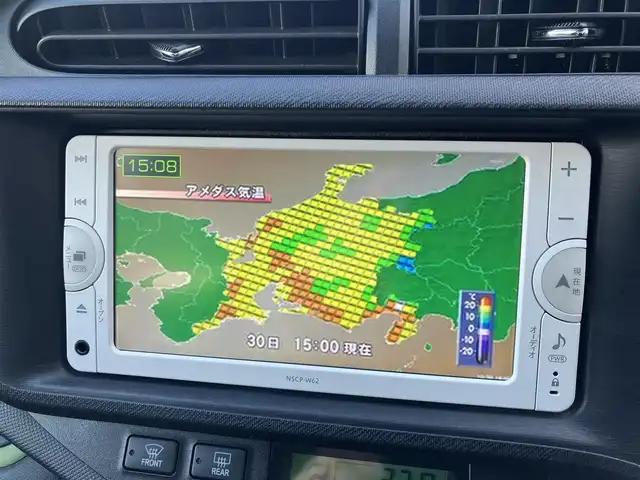 トヨタ アクア S 三重県 2012(平24)年 17万km シルバーM ♪ワンオーナー♪/♪純正ナビ/ ・CD再生・Bluetooth/ ・ワンセグ/♪バックカメラ/♪スマートキー/♪プッシュスタート/♪アイドリングストップ/♪コーナーポール/♪ウィンカーミラー/♪オートライト/♪ヘッドライトレベライザー/♪フロアマット/♪ドアバイザー/♪電格ミラー/♪プライバシーガラス/♪ETC