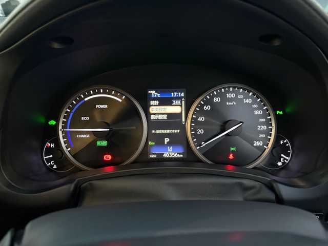 レクサス ＮＸ 300h Iパッケージ 大阪府 2019(平31)年 4.1万km ソニッククォーツ ナビ　/フルセグ　/Ｂｌｕｅｔｏｏｔｈ　/バックカメラ　/レザーシート　/シートヒーター　/ステアリングヒーター　/メモリーシート　/パワーバックドア　/レーダークルーズコントロール　/前後ドラレコ　/ＥＴＣ　/三眼LEDヘッドライト/OP18インチアルミ