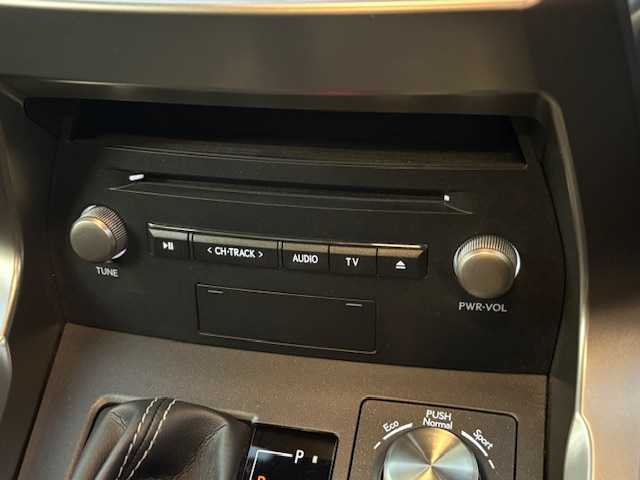 レクサス ＮＸ 300h Iパッケージ 大阪府 2019(平31)年 4.1万km ソニッククォーツ ナビ　/フルセグ　/Ｂｌｕｅｔｏｏｔｈ　/バックカメラ　/レザーシート　/シートヒーター　/ステアリングヒーター　/メモリーシート　/パワーバックドア　/レーダークルーズコントロール　/前後ドラレコ　/ＥＴＣ　/三眼LEDヘッドライト/OP18インチアルミ