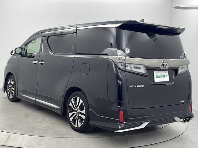 トヨタ ヴェルファイア Z Gエディション 大阪府 2019(令1)年 4.3万km ブラック ツインムーンルーフ/モデリスタエアロ/純正10インチナビ(フルセグTV/AM/FM/CD/DVD/BT)/純正12インチフリップダウンモニター/バックカメラ/ETC/デジタルインナーミラー/toyota safety sense/・プリクラッシュセーフティ/・レーントレーシングアシスト/・レーダークルーズコントロール（全車速追従機能付）/・ロードサインアシスト/・アダプティブハイビームシステム/・オートマチックハイビーム/パワーシート(D/N/２列目)/シートヒーター(D/N)/エアシート(D/N)/メモリシート(D)/ステアリングヒーター/純正フロアマット/純正18インチAW