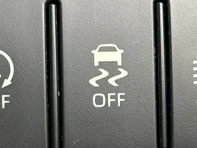 トヨタ ハリアー プログレス メタル&レザーP 岡山県 2017(平29)年 8.5万km ホワイトパールクリスタルシャイン 登録時走行距離84102km/JBLプレミアムサウンド/純正9.2インチナビ/フルセグTV(AM/FM/CD/DVD/Bluetooth)/アラウンドビューモニター/ETC/ドライブレコーダー/トヨタセーフティセンス/・レーダークルーズコントロール/・プリクラッシュセーフティ/・オートマチックハイビーム/・レーンキープアシスト/アイドリングストップ/横滑り防止装置/パワーバックドア/オートブレーキホールド/D/N席シートヒーター/D/N席ベンチレーション/ハーフレザーシート/シートメモリー/パワーシート/純正フロアマット/18インチ純正AW