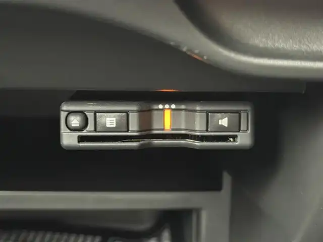 日産 ノート e－パワー X Vセレクション 愛知県 2020(令2)年 4.3万km シルバー 純正ナビ/アラウンドビューモニター/デジタルインナーミラー/エマージェンシーブレーキ/純正15インチアルミホイール/車線逸脱警報機能/LEDヘッドライト/ドライブレコーダー/Bluetooth/スマートキー/プッシュスタート/電動格納ミラー/ETC