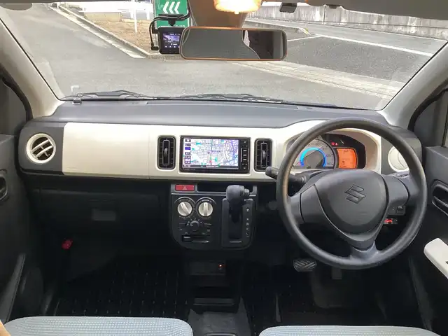 スズキ アルト L 奈良県 2017(平29)年 7万km シフォンアイボリーM 社外メモリーナビ(フルセグ・BT)/レーダーブレーキサポート/運転席シートヒーター/前後ドライブレコーダー/ETC/スペアキーあり/フロアマット/ドアバイザー