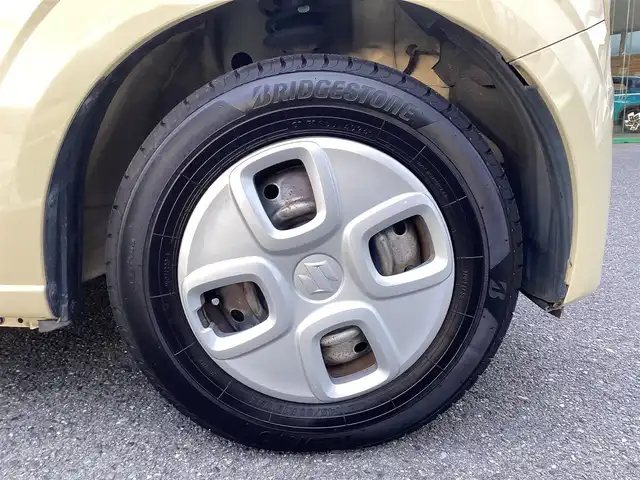 スズキ アルト L 奈良県 2017(平29)年 7万km シフォンアイボリーM 社外メモリーナビ(フルセグ・BT)/レーダーブレーキサポート/運転席シートヒーター/前後ドライブレコーダー/ETC/スペアキーあり/フロアマット/ドアバイザー