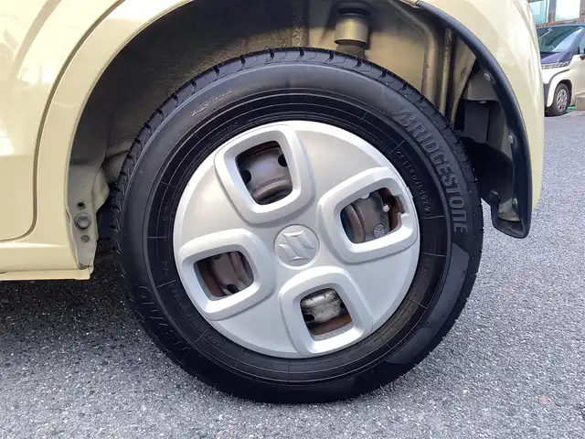 スズキ アルト L 奈良県 2017(平29)年 7万km シフォンアイボリーM 社外メモリーナビ(フルセグ・BT)/レーダーブレーキサポート/運転席シートヒーター/前後ドライブレコーダー/ETC/スペアキーあり/フロアマット/ドアバイザー